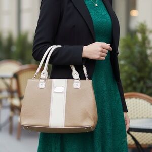 VINTAGE NINE WEST TAN/IVORY BAG